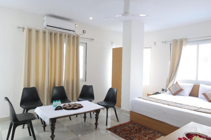 Hotel Srijan Vrindāvan المظهر الخارجي الصورة